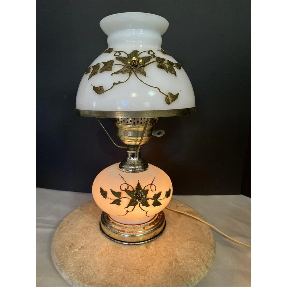 Vtg Milk Glass Falkenstein Brass Flowers Gone With The Wind Table 3 Way Lamp
